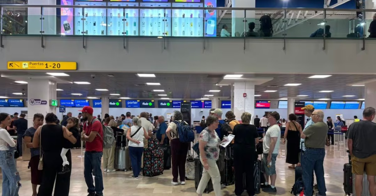 Puerto Vallarta flights resume as travelers rush out