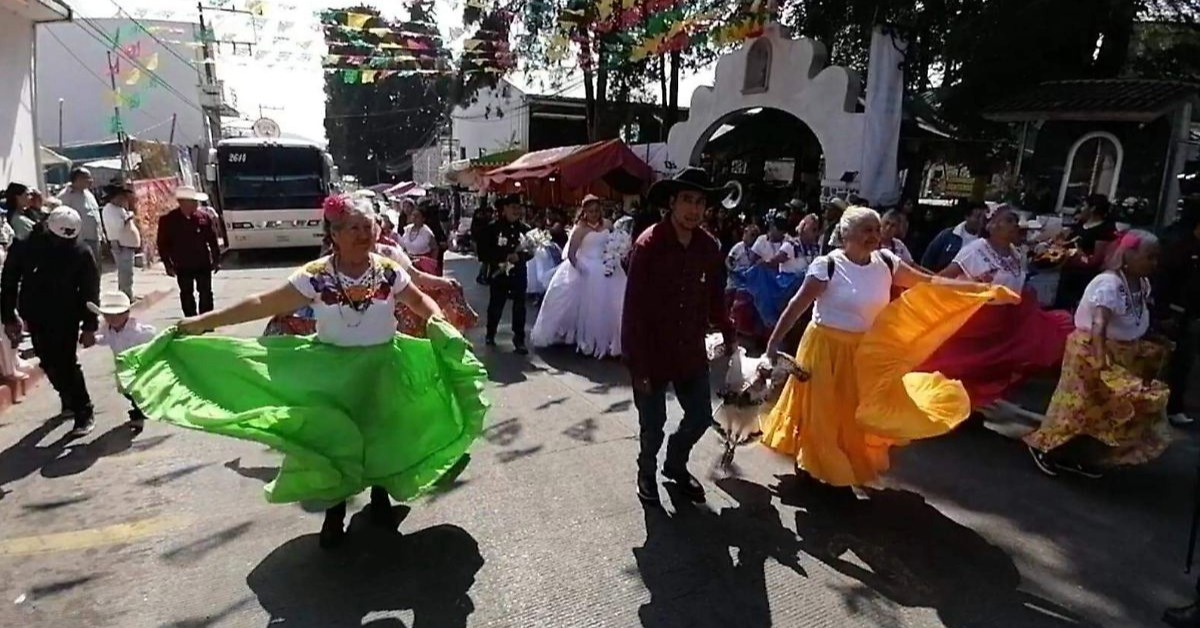 Tetela del Volcán weddings keep Baile del Guajolote alive Tetela del Volcán weddings keep Baile del Guajolote alive