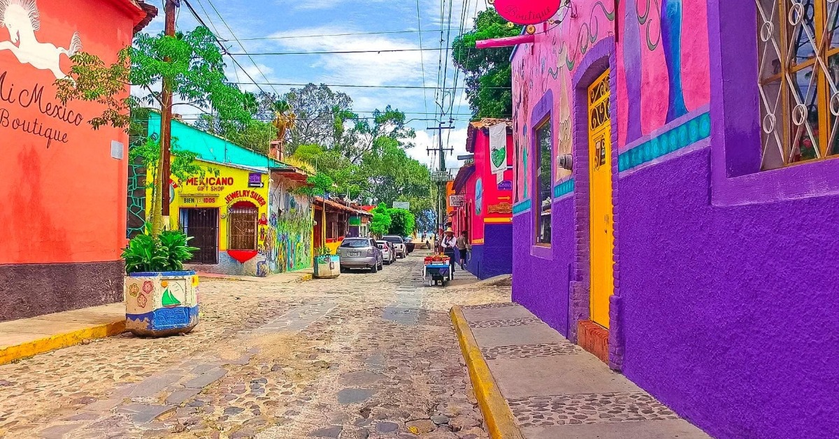 Ajijic Underground Wiring Project Set to Start in April