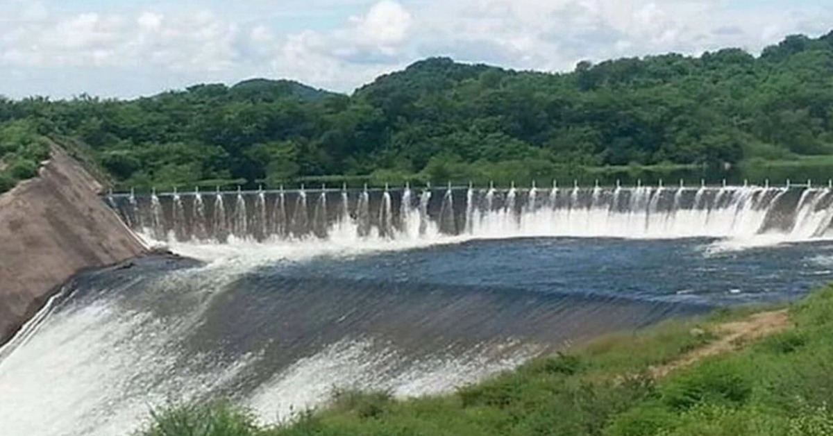 Lake Chapala Mayors Renew Fight Over Solís Aqueduct Lake Chapala Mayors Renew Fight Over Solís Aqueduct