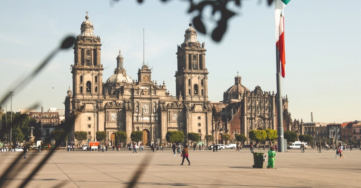 Mexico City Red Tape Slows Nearshoring, Study Warns