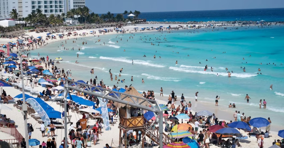 Mexico tourism stays strong as rebound begins to cool