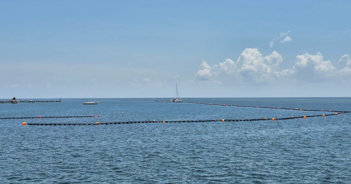 Quintana Roo adds 6.6 km sargassum barriers for peak Quintana Roo adds 6.6 km sargassum barriers for peak